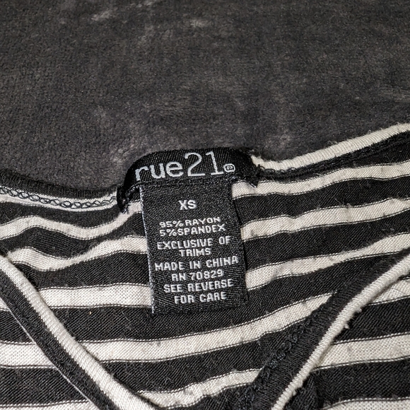 Rue21 striped cut out tank - Picture 2 of 3